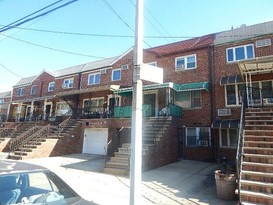 Home for Pre-foreclosure / auction Dyker Heights, Brooklyn