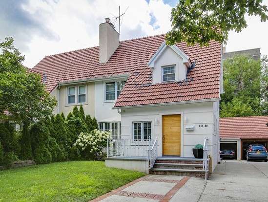 Single-family for Sale Kew Gardens, Queens