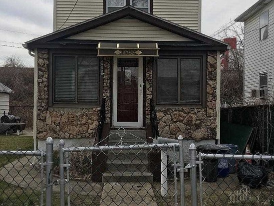 Single-family for Sale South Jamaica, Queens