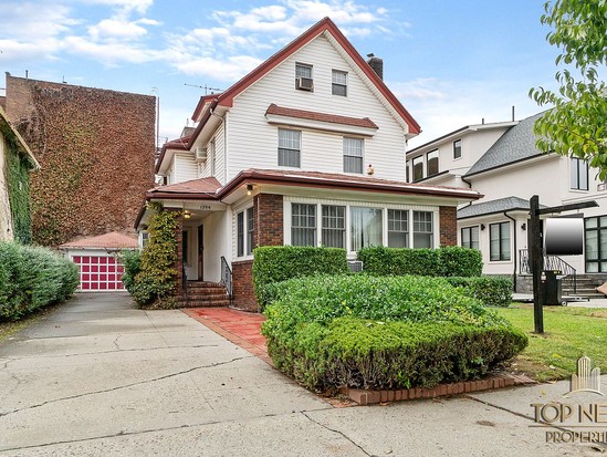 Single-family for Sale Midwood, Brooklyn