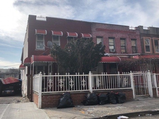 Multi-family for Pre-foreclosure / auction Soundview, Bronx