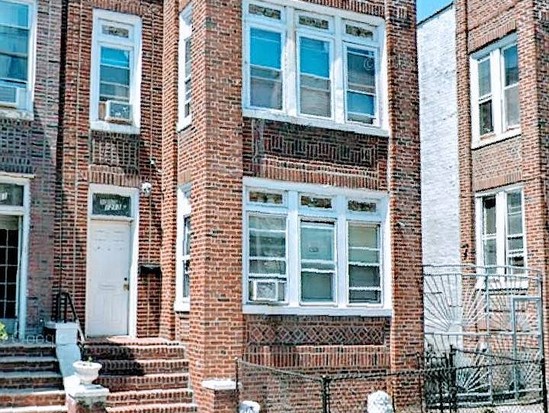 Multi-family for Sale Soundview, Bronx