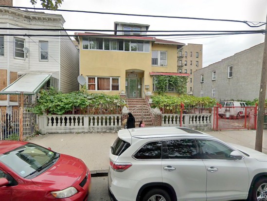 Multi-family for Pre-foreclosure Soundview, Bronx