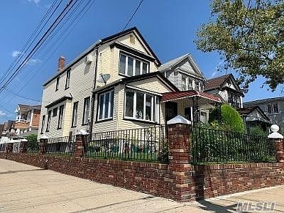 Single-family for Sale Richmond Hill, Queens