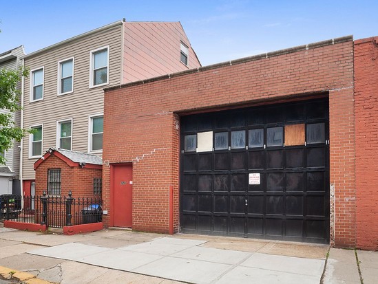 Multi-family for Sale Gowanus, Brooklyn