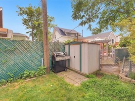 Home for Sale Throggs Neck, Bronx