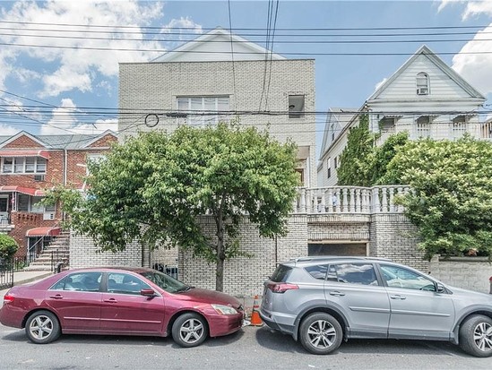 Multi-family for Sale Dyker Heights, Brooklyn