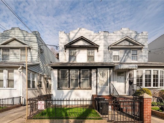 Single-family for Sale Midwood, Brooklyn