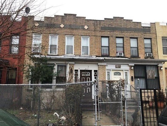 Single-family for Pre-foreclosure / auction Soundview, Bronx