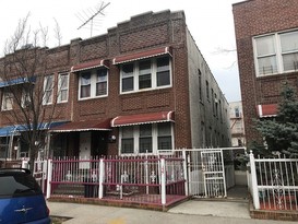 Home for Pre-foreclosure / auction Soundview, Bronx