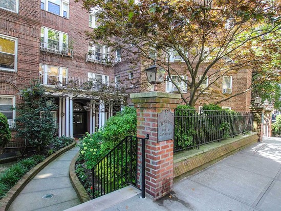 Condo for Sale Kew Gardens, Queens