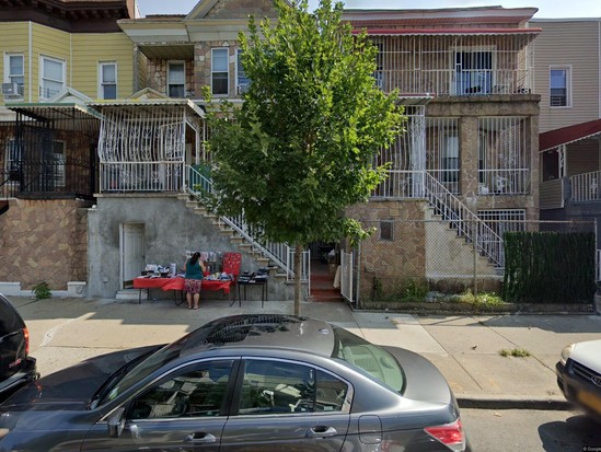 Multi-family for Pre-foreclosure Soundview, Bronx