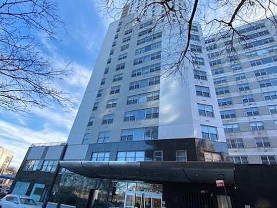 Condo for Sale Kew Gardens, Queens