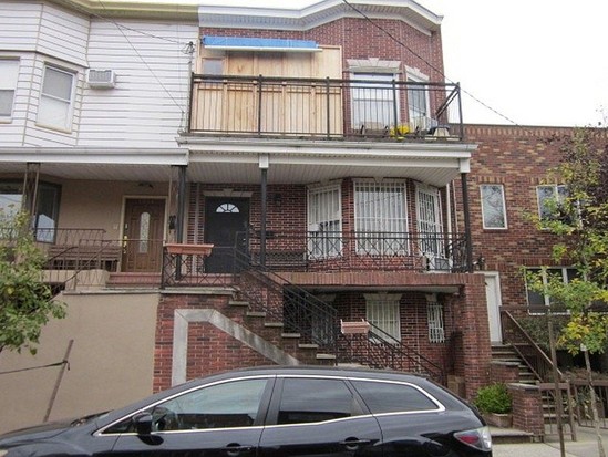 Single-family for Pre-foreclosure / auction Borough Park, Brooklyn