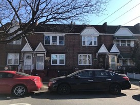 Home for Pre-foreclosure / auction South Ozone Park, Queens