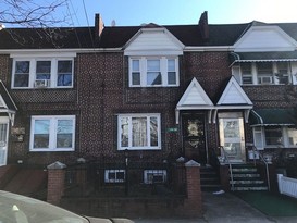 Home for Pre-foreclosure / auction South Ozone Park, Queens