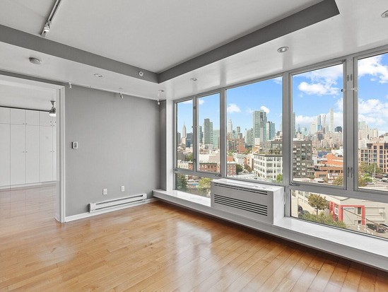 Condo for Sale Long Island City, Queens