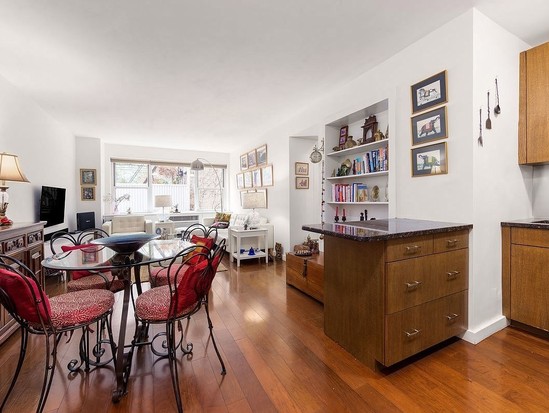 Apartment for Sale Upper East Side, Manhattan