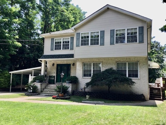 Single-family for Sale Grasmere, Staten Island