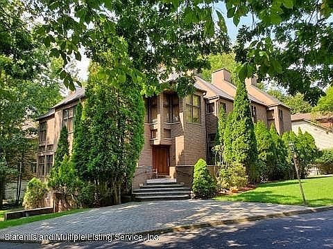 Single-family for Sale Todt Hill, Staten Island