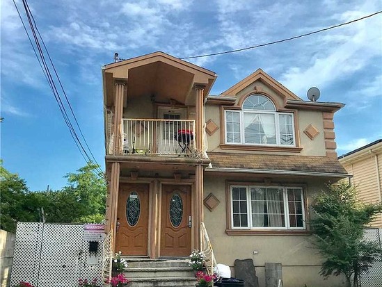 Multi-family for Sale South Ozone Park, Queens