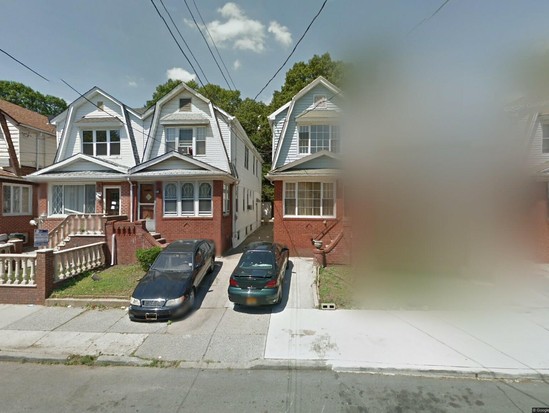 Single-family for Pre-foreclosure East Flatbush, Brooklyn