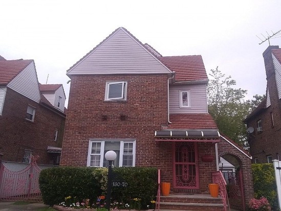 Single-family for Pre-foreclosure / auction Laurelton, Queens