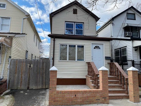 Single-family for Sale South Ozone Park, Queens