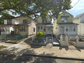 Home for Pre-foreclosure South Ozone Park, Queens