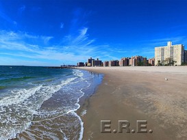 Home for Sale Brighton Beach, Brooklyn