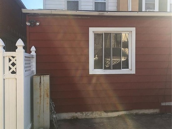 Single-family for Pre-foreclosure / auction East Flatbush, Brooklyn