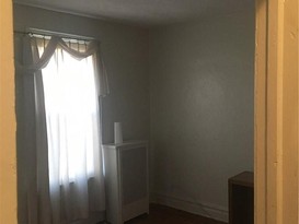 Home for Pre-foreclosure / auction East Flatbush, Brooklyn