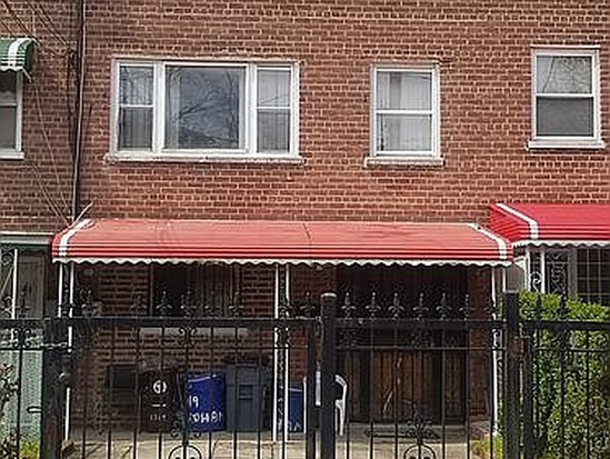 Multi-family for Sale Williamsbridge, Bronx