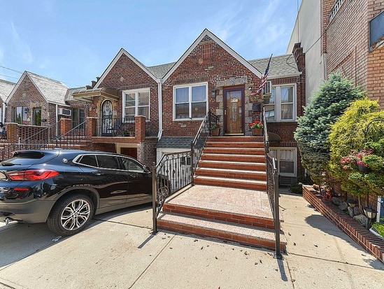 Townhouse for Sale Dyker Heights, Brooklyn