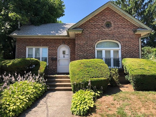 Single-family for Sale Sunnyside, Staten Island