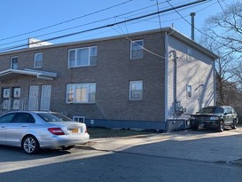 Home for Pre-foreclosure / auction Far Rockaway, Queens