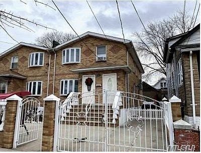 Multi-family for Sale South Ozone Park, Queens