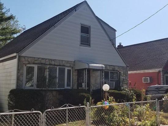 Single-family for Sale South Jamaica, Queens