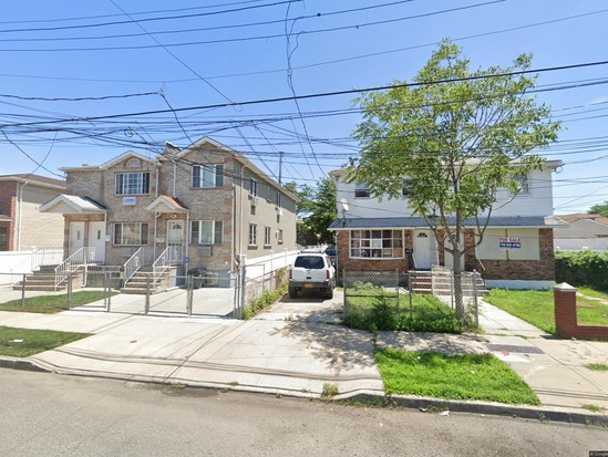 Single-family for Pre-foreclosure South Jamaica, Queens