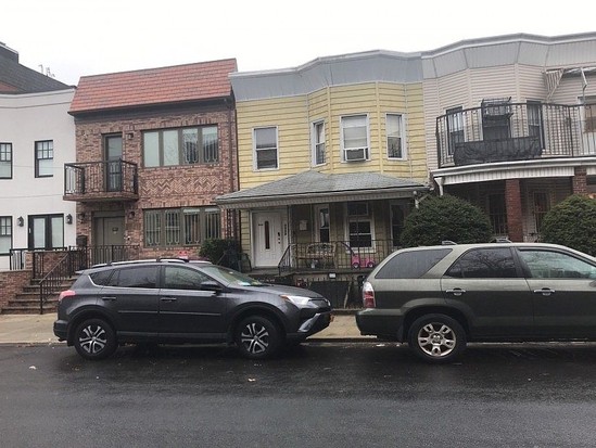 Single-family for Pre-foreclosure / auction Borough Park, Brooklyn