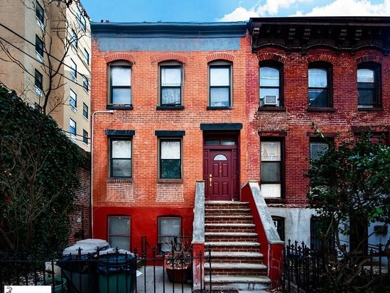 Townhouse for Sale Boerum Hill, Brooklyn