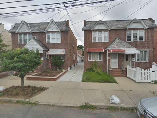 Single-family for Pre-foreclosure / auction South Ozone Park, Queens