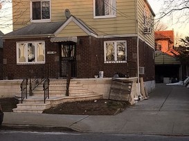 Home for Pre-foreclosure South Ozone Park, Queens