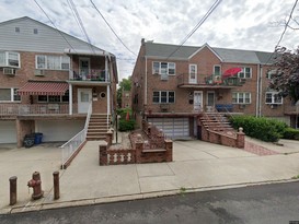 Home for Pre-foreclosure / auction Canarsie, Brooklyn