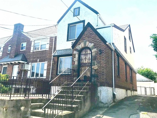 Single-family for Sale Flushing, Queens