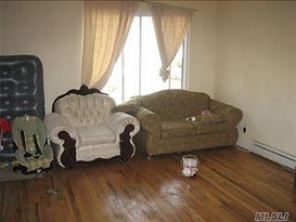 Home for Pre-foreclosure / auction Far Rockaway, Queens