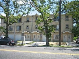 Home for Pre-foreclosure / auction Far Rockaway, Queens