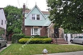 Single-family for Pre-foreclosure / auction Springfield Gardens, Queens