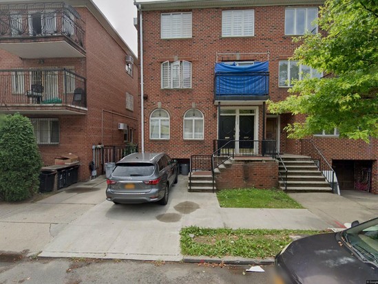 Multi-family for Pre-foreclosure / auction Borough Park, Brooklyn