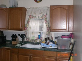 Home for Pre-foreclosure / auction Canarsie, Brooklyn